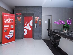 Super OYO 977 Hong Kong Suites