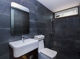 Super OYO 977 Hong Kong Suites