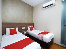 Super OYO 977 Hong Kong Suites