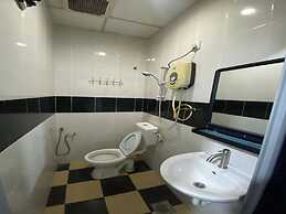 Hotel O Captain Hotel Cafe & Bistro