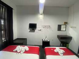 Hotel O Captain Hotel Cafe & Bistro