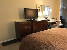 Cardinal Court Motel