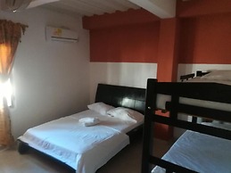 Hostal Kaia - Hostel