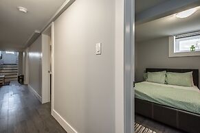 Spacious DAL & Downtown Apartments