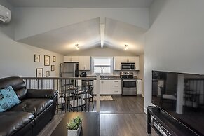 Spacious DAL & Downtown Apartments