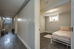 Spacious DAL & Downtown Apartments
