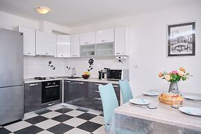 Seaview Apartment Kia by Litto