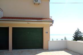 Seaview Apartment Kia by Litto