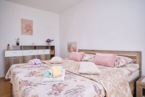 Seaview Apartment Kia by Litto