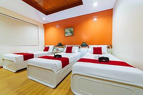 RedDoorz @ The Manor Davao