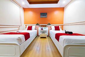 RedDoorz @ The Manor Davao