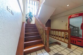 RedDoorz @ The Manor Davao