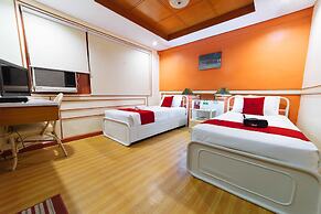 RedDoorz @ The Manor Davao