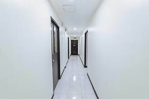 RedDoorz @ Ledesco Avenue Lapaz Iloilo