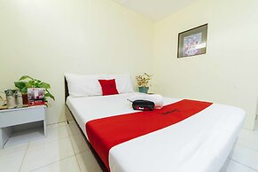 RedDoorz @ Ledesco Avenue Lapaz Iloilo