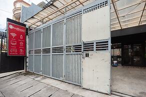 RedDoorz Plus @ Kemayoran