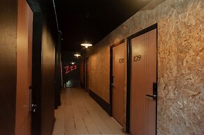 RedDoorz Plus @ Kemayoran