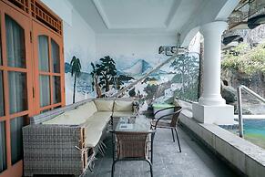 RedDoorz Syariah near Exit Toll Puncak