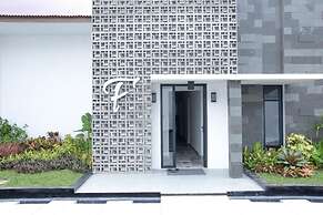 RedDoorz Plus near UNIMED Medan