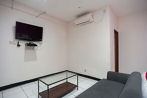 RedDoorz Plus near Mall Kelapa Gading