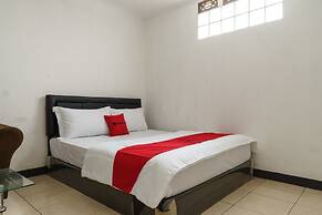 RedDoorz @ Cibogo Puncak Bogor 2