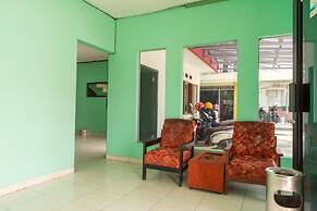 RedDoorz @ Cibogo Puncak Bogor 2