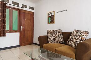 RedDoorz @ Cibogo Puncak Bogor 2