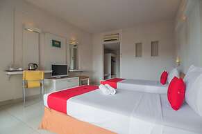 RedDoorz Plus near Kampung Gajah 3