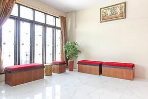 RedDoorz near Jogja Kembali Monument 3