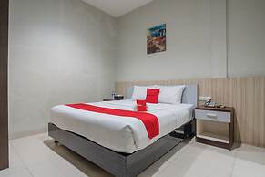 RedDoorz Plus near Simpang Rimbo Jambi