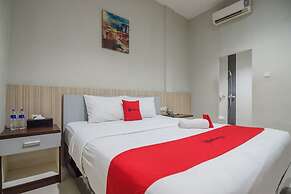 RedDoorz Plus near Simpang Rimbo Jambi