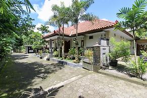 RedDoorz near Museum Gunung Merapi