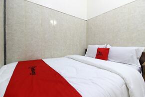 RedDoorz near Museum Gunung Merapi