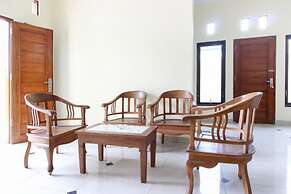 Reddoorz near Rumah Sakit Condong Catur