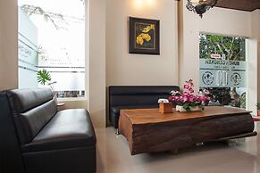 RedDoorz Premium @ Jalan Cengkeh