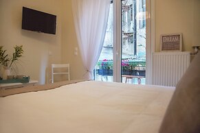 Living near Acropolis by Sylvia Staikou