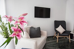 Living near Acropolis by Sylvia Staikou