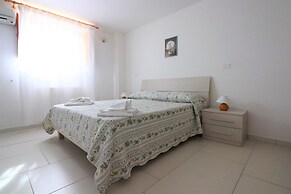 Ulivi Apartment