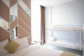 Facade Hotel by Azana