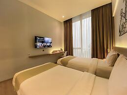 Facade Hotel by Azana