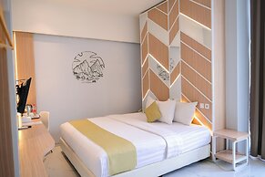 Facade Hotel by Azana