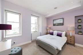 JOIVY 5-star Luxurious George Street Apartment