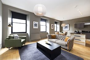 JOIVY 5-star Luxurious George Street Apartment