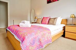 JOIVY Bright Royal Mile Apartment