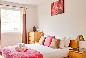 JOIVY Bright Royal Mile Apartment
