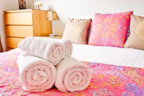 JOIVY Bright Royal Mile Apartment