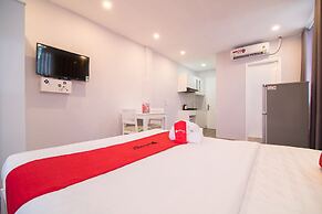 RedDoorz Plus near Tan Dinh Market 2