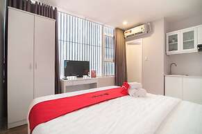 RedDoorz Plus near Tan Dinh Market 2