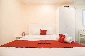 RedDoorz Plus near Tan Dinh Market 2
