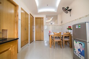 RedDoorz Plus @ Tran Hung Dao Street 2